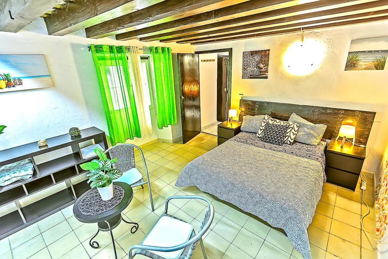 Milagros Central Apartments Ель-Пуерто-де-Санта-Марія Екстер'єр фото