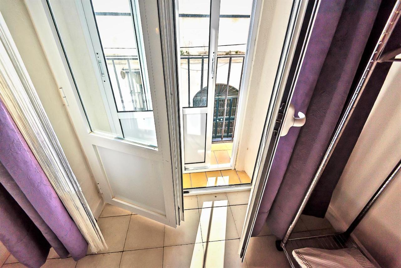 Milagros Central Apartments Ель-Пуерто-де-Санта-Марія Екстер'єр фото